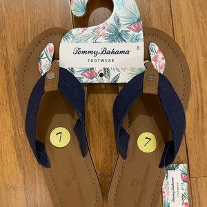 Tommy Bahama Navy Blue Speedwell Sandals with Eyelet Details Size 7